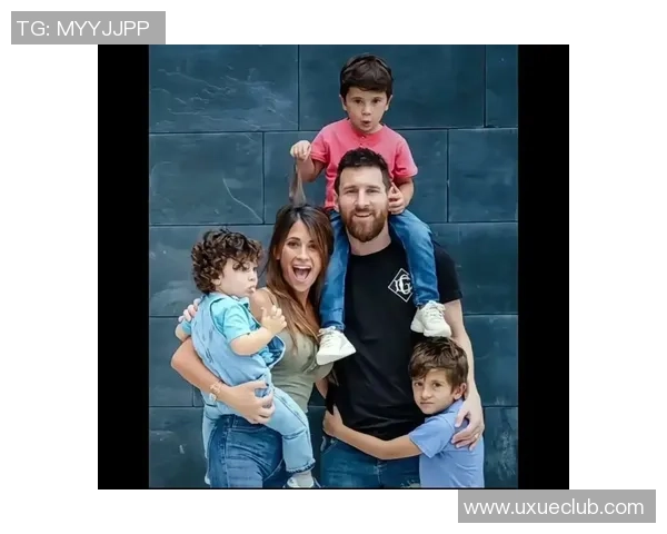 足球明星球衣头像的魅力解析与球迷文化的深度探讨 足球明星球衣头像的魅力解析与球迷文化的深度探讨