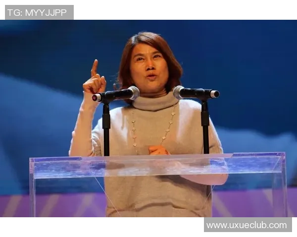 陈丽的足球人生深度对话探索她的梦想与坚持之路 陈丽的足球人生深度对话探索她的梦想与坚持之路