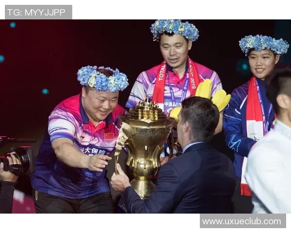 重庆羽毛球队实力深度解析与其他队伍的对比分析 重庆羽毛球队实力深度解析与其他队伍的对比分析