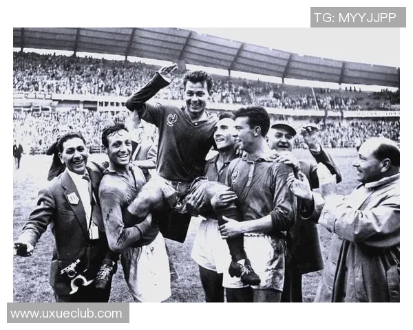 6号传奇足球明星的辉煌历程与影响力解析