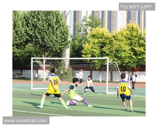 萧山校园足球明星队展现青春风采助力校园体育发展新篇章 萧山校园足球明星队展现青春风采助力校园体育发展新篇章