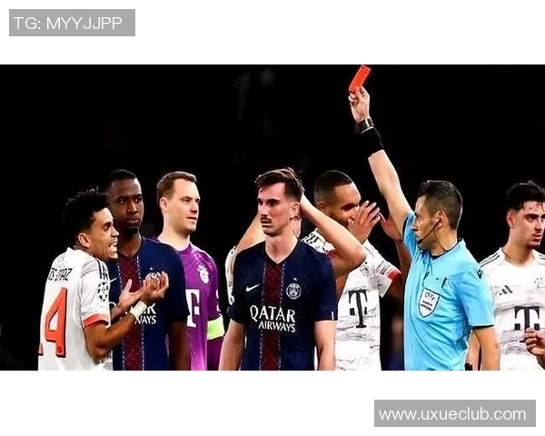 黑色鞋子在足球场上闪耀哪位足球明星成为时尚潮流的引领者 黑色鞋子在足球场上闪耀哪位足球明星成为时尚潮流的引领者